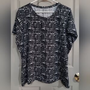 Preswick & Moore Women's Plus Short Sleeve T-Shirt  - Size 3X